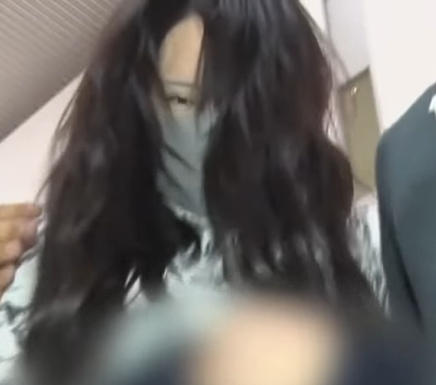 須藤早貴連行中
