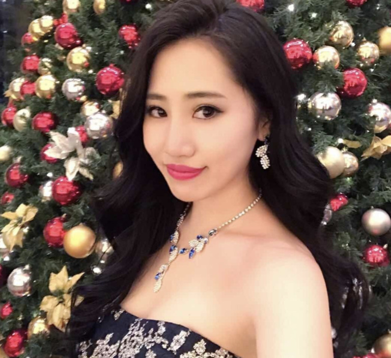 須藤 早貴