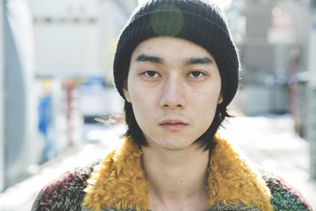 栁俊太郎