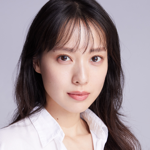 戸田恵梨香似