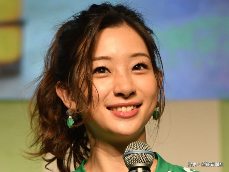足立梨花